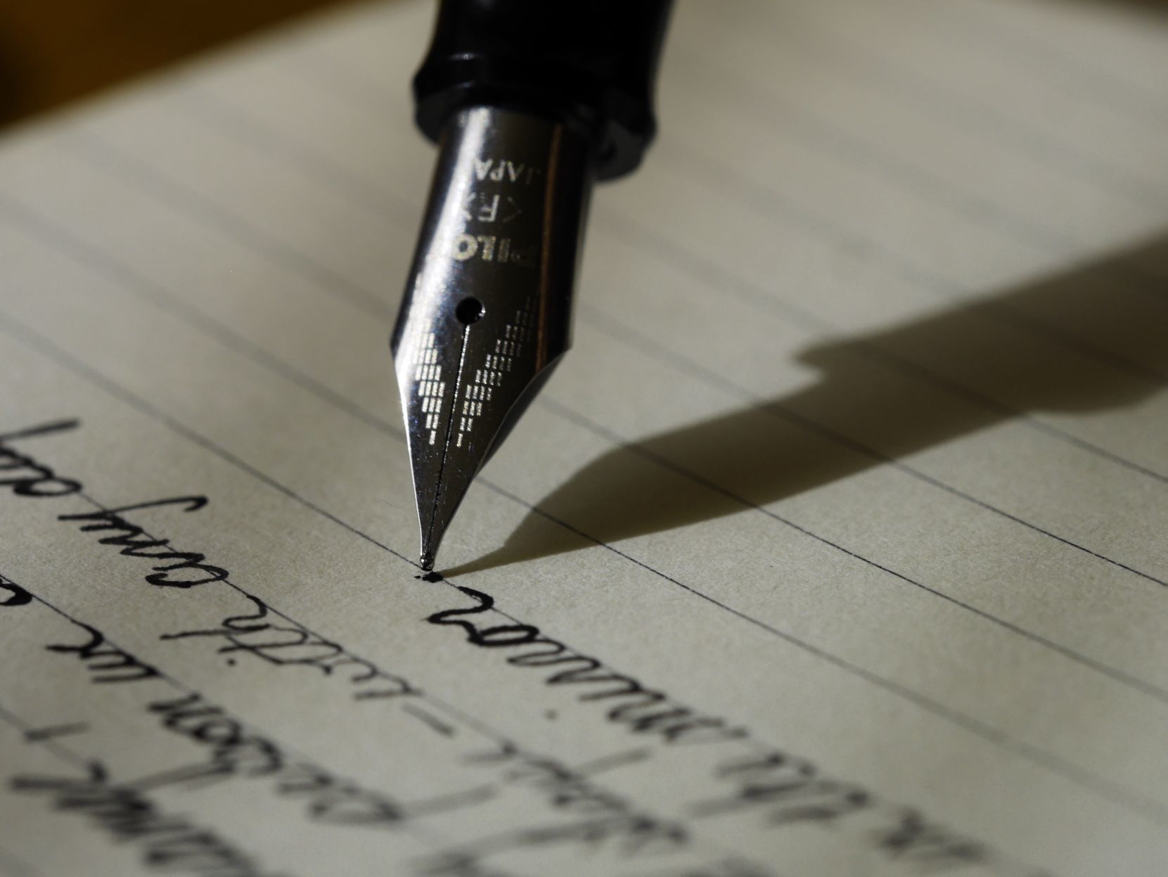The letter or email has spelling and grammatical errors